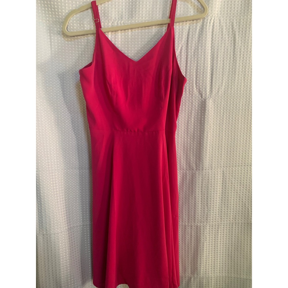 GOOBGS Hot Pink V-Neck Fit and Flare Midi Dress Womens Medium Smocked Back